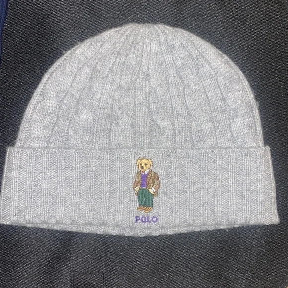 Polo Bear By Ralph Lauren Classy Bear Socks and Beanie Bundle - Picture 3 of 3
